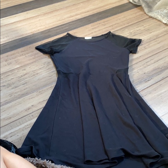 Dress - Picture 2 of 4